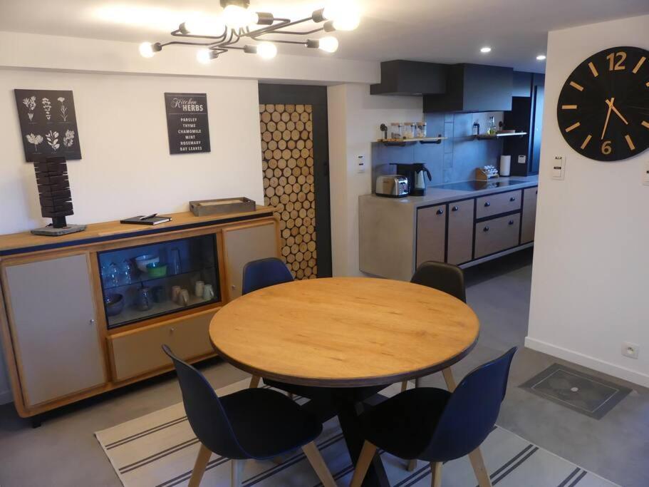 La Taniere Des Oursons Apartment เอย์วายล์ ภายนอก รูปภาพ