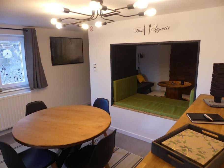 La Taniere Des Oursons Apartment เอย์วายล์ ภายนอก รูปภาพ
