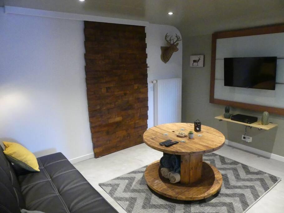 La Taniere Des Oursons Apartment เอย์วายล์ ภายนอก รูปภาพ